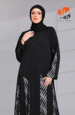 تألقي بأناقة العباية الخليجية السوداء