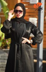 عبايات سوداء للبنات