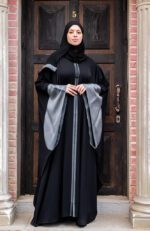 عبايات خليجية خروج الوان