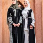 عبايات خروج شبابية