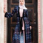عبايات طابع كلاسيكي