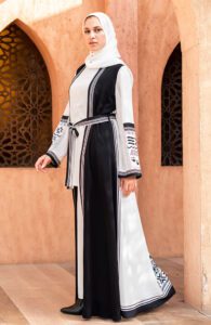 عبايات خليجية ملونة انستقرام