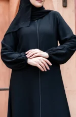 عبايه سوداء ساده