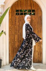 عباية سوداء خليجي