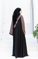 عبايات سوداء فخمة