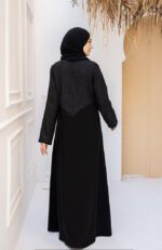 عبايه شتوى سوداء