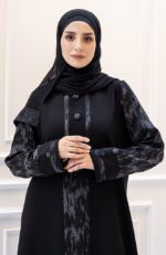 احدث عبايات سوداء فخمة