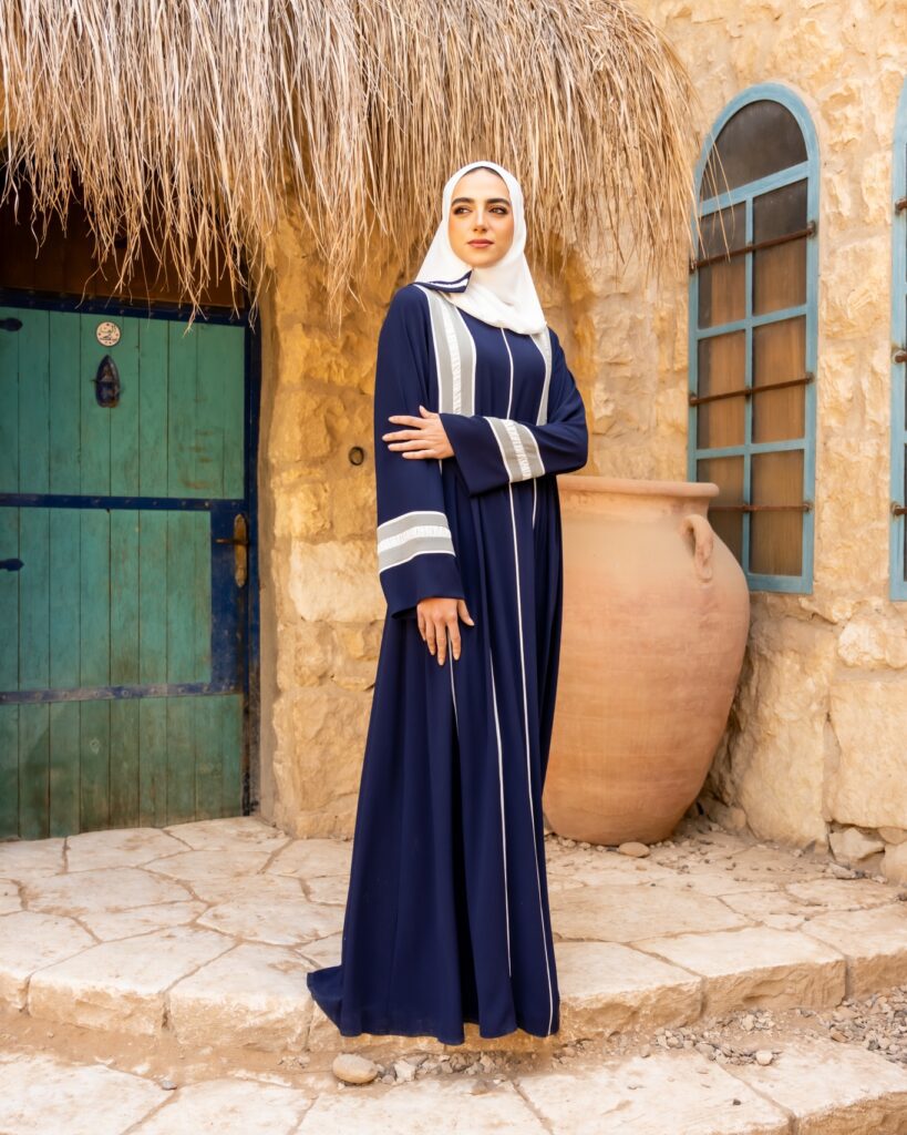 اجمل عبايات خليجي بناتي ألوان