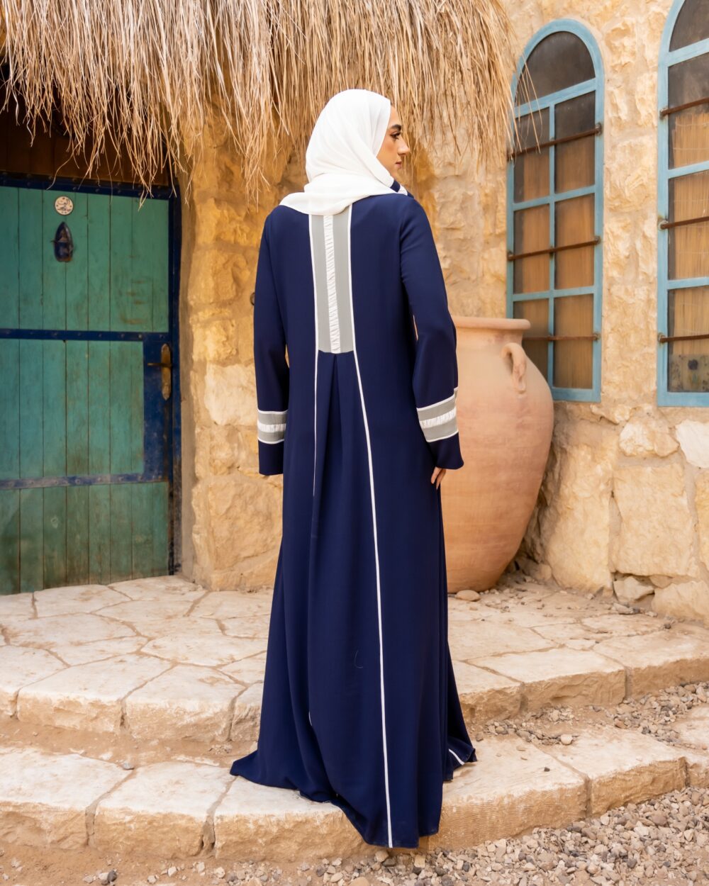 عبايات خليجي بناتي ألوان