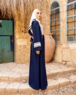 عبايات خليجية مطرزة ملونه