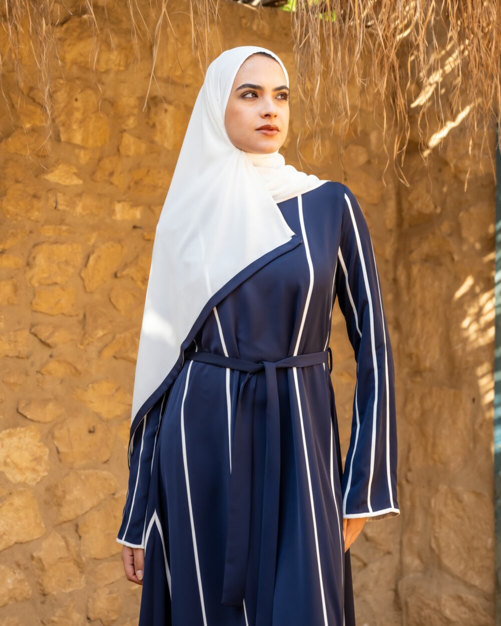 عبايات ملونة موضة