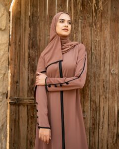 عبايات يومية مريحة