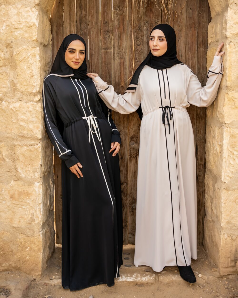 عبايات راقية طويلة