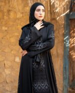 انواع عبايات خروج سوداء شيك