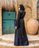 عبايات خروج ملونة للمحجبات