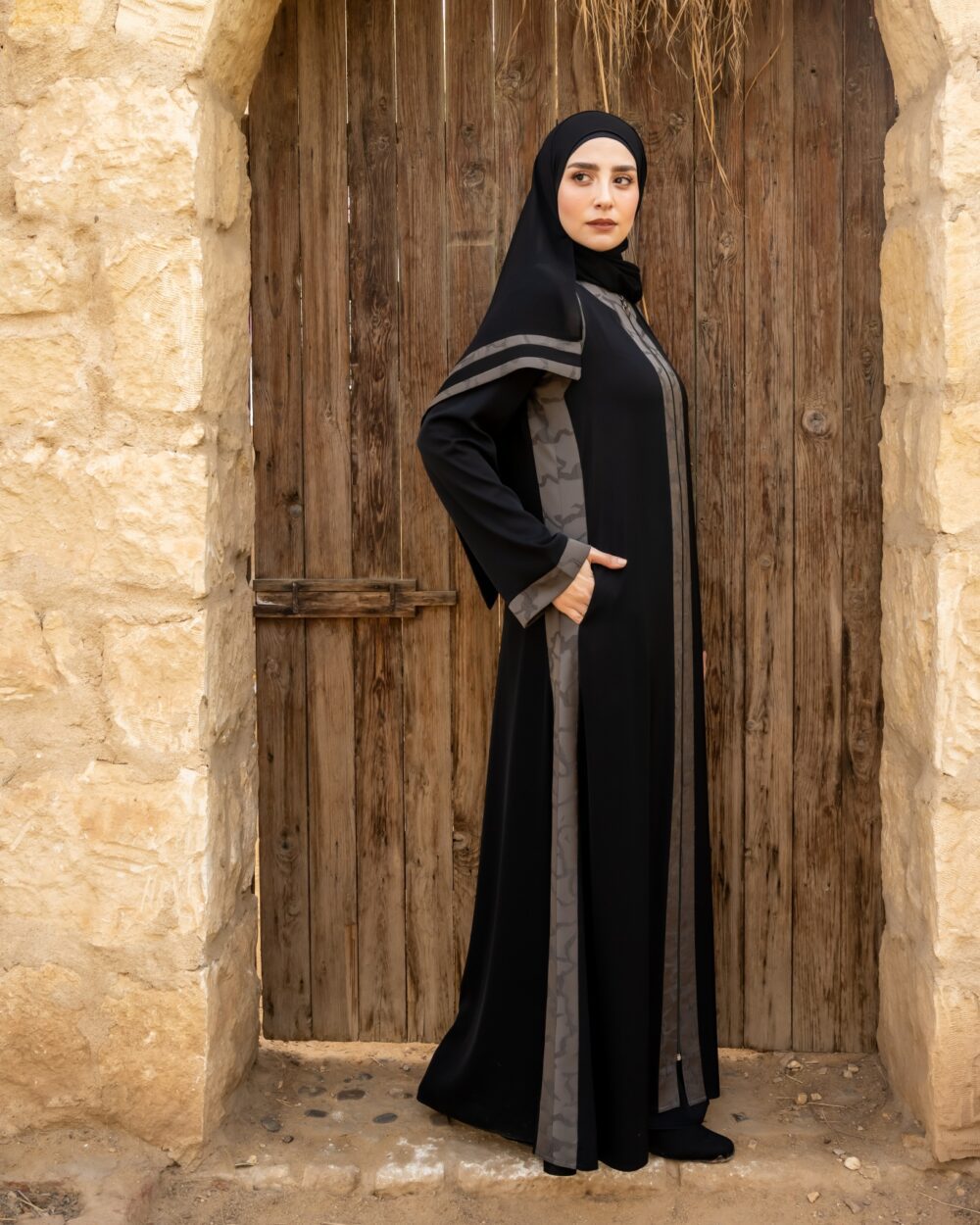 عبايات راقية طويلة