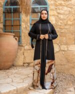 عبايات سوداء شيك للبنات