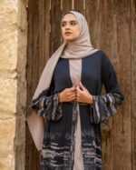 عبايات خليجي بناتي سوداء في مصر