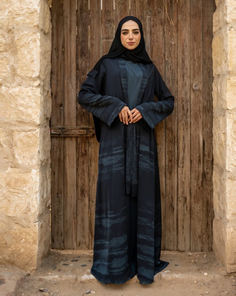 عبايات سوداء فخمة بناتي