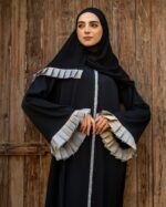 عبايات أنيقة للسهرات