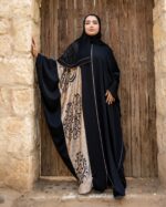 انواع عبايات خروج سوداء شيك