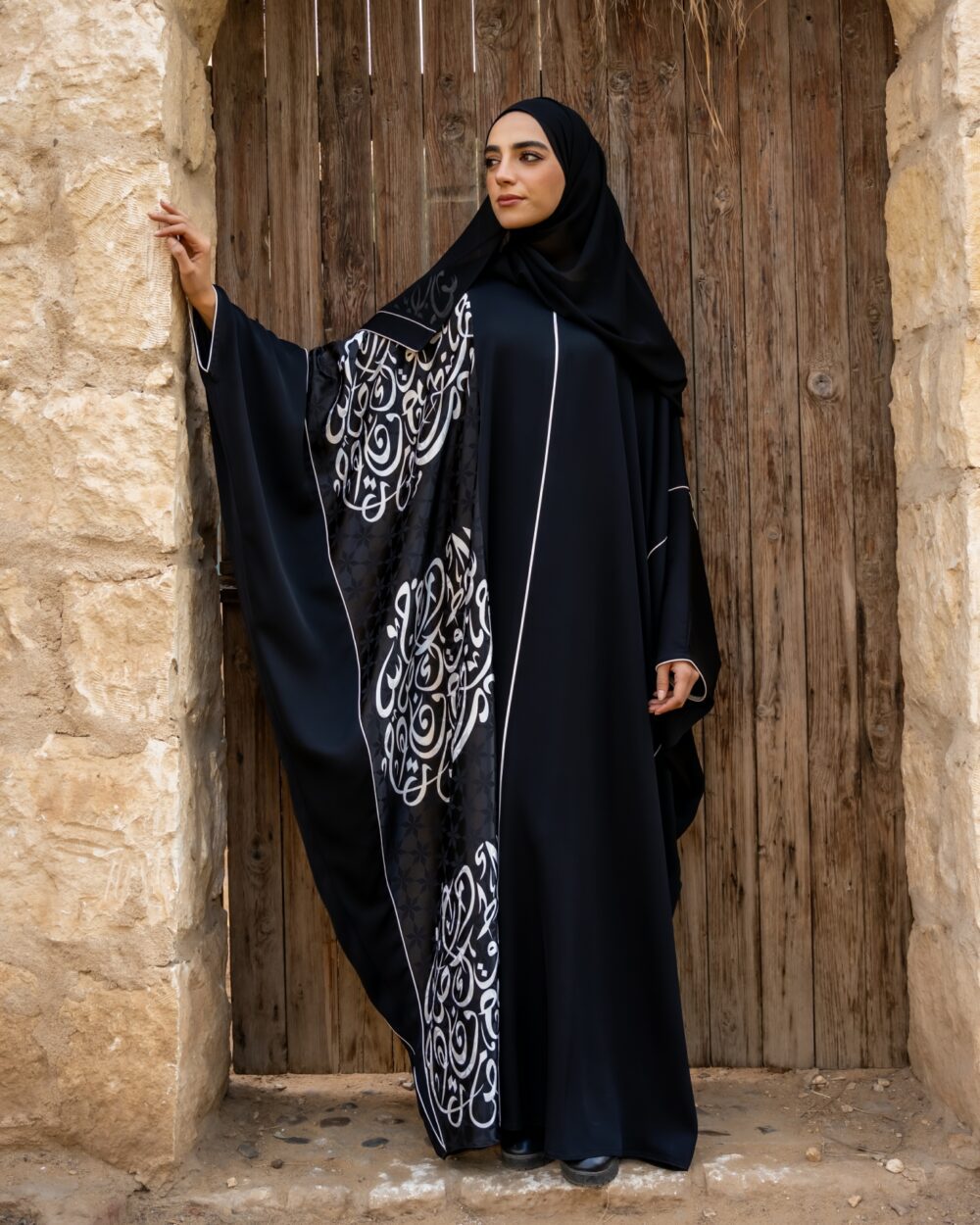 عبايات خليجية راقية سوداء بناتي