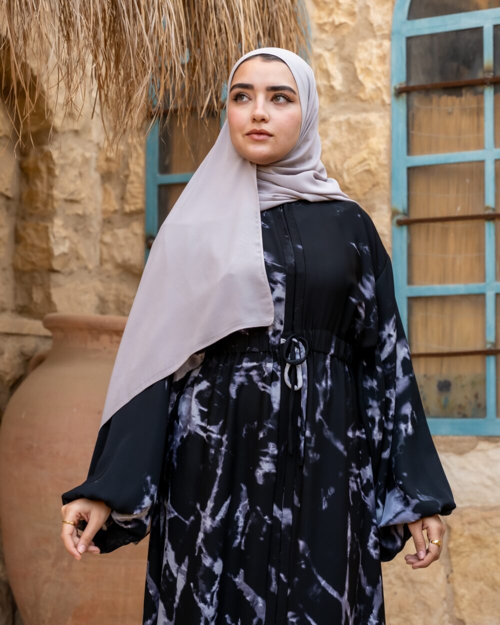 عبايات حجاب أنيقة