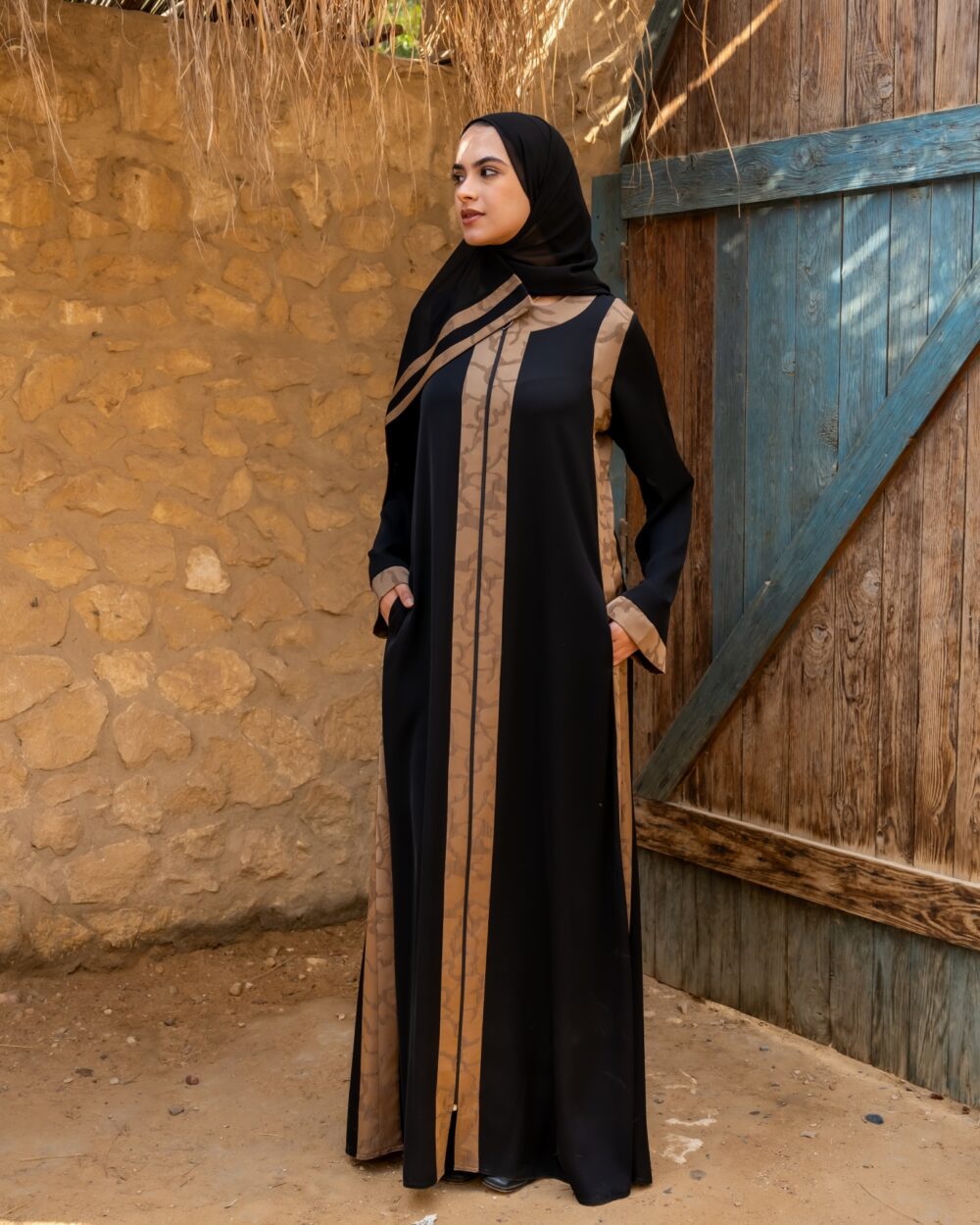 عبايات خليجية سوداء للبنات