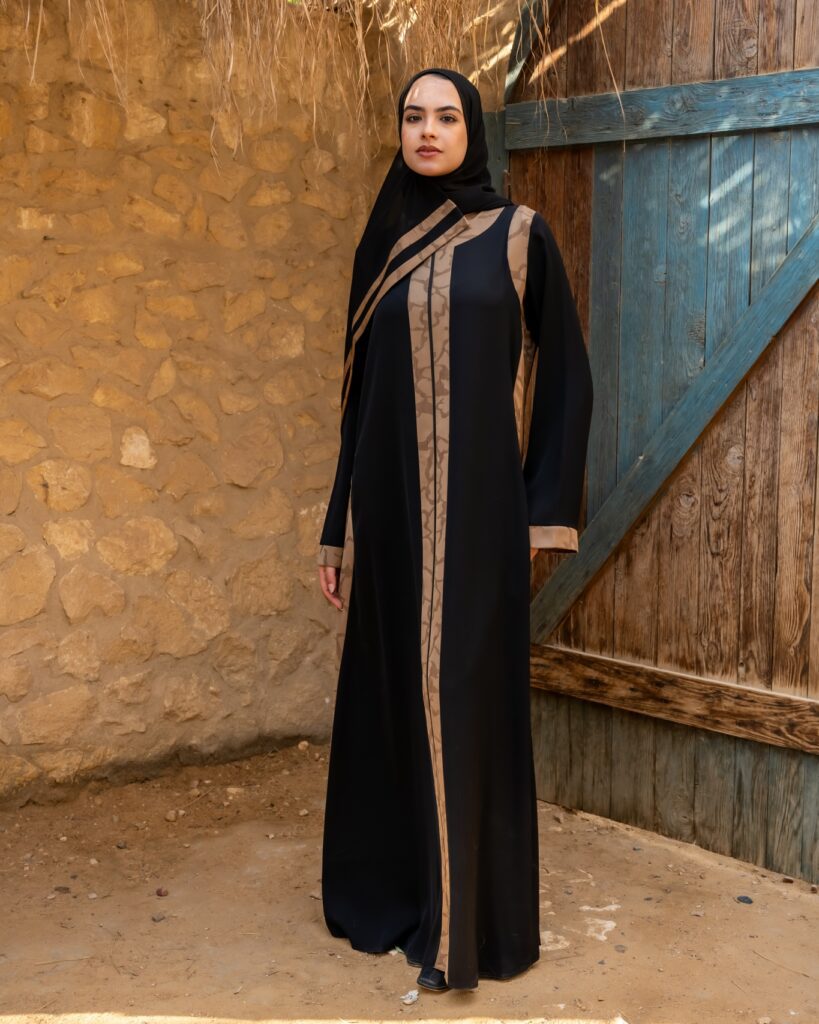 عبايات أنيقة للمحجبات