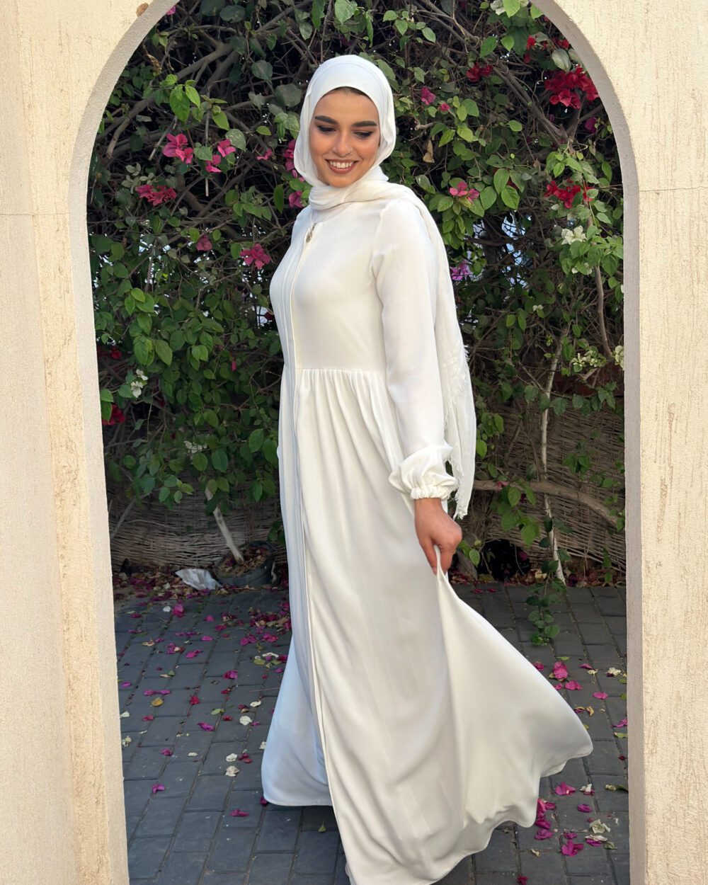 عبايات بنات جامعة