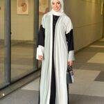عبايات سوداء خروج