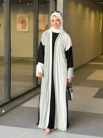 عبايات سوداء خروج