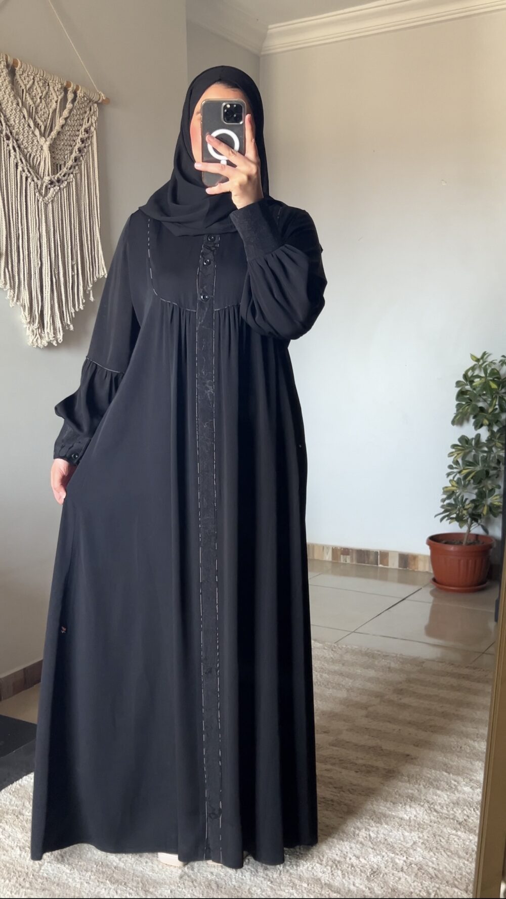 عبايات خليجية راقية سوداء