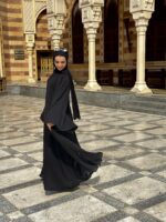 عبايات خروج سوداء شيك 2025