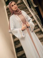 عبايات خليجي مفتوحه