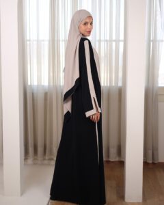 عبايات سادة للخروج رمضان