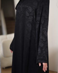شراء عبايات حريمي بالجملة