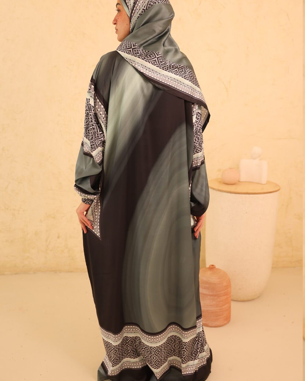 ⁦اسدال لاڤى⁩ - الصورة ⁦3⁩