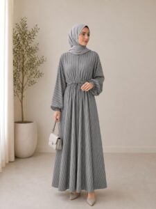عبايه خليجيه ملونه