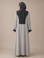 ⁦عباية نسائية أنيقة⁩ - الصورة ⁦3⁩